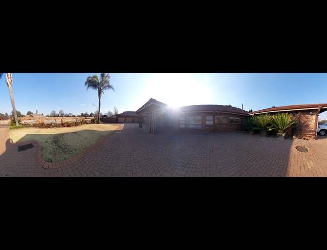 4 BEDROOM HOUSE FOR SALE IN KENLEAF